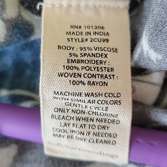 Soft Surroundings Black Embroidered Mixed Media Long Sleeve Tee Size Medium M - Picture 7 of 7